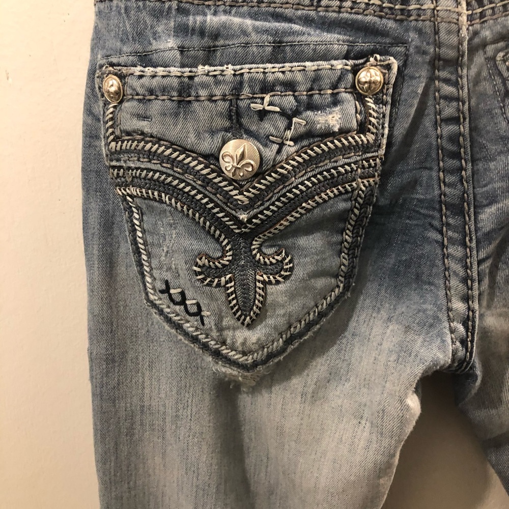 Men’s Rock Revival Jeans Size 29